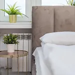 Smolna 8 By Homeprime ורשה