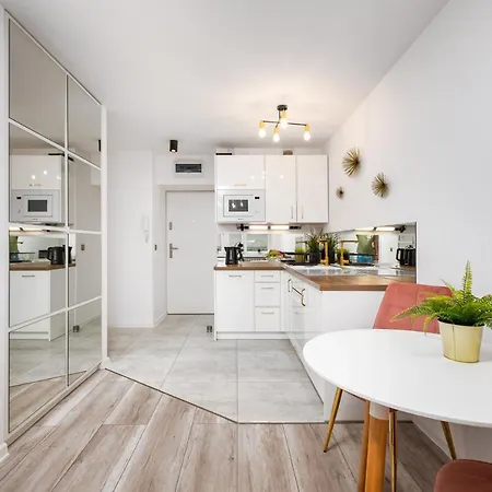 Smolna 8 By Homeprime Warschau